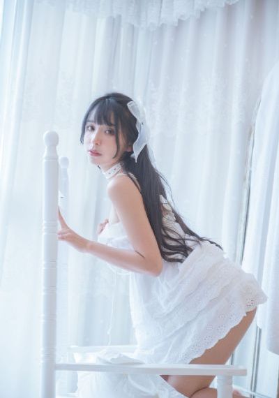 欧美亚裔色情艳星排行_青苹果乐园免费高清观看