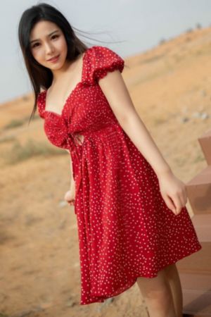 日本av女短发大胸_HD超清在线观看